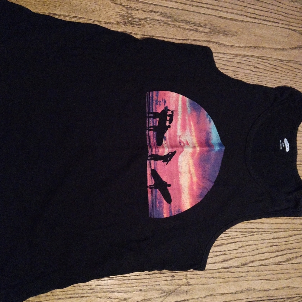 Boys tank top size 8